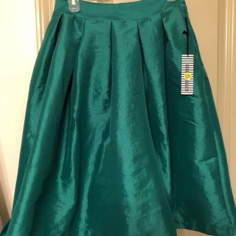 Kelly green midi skirt